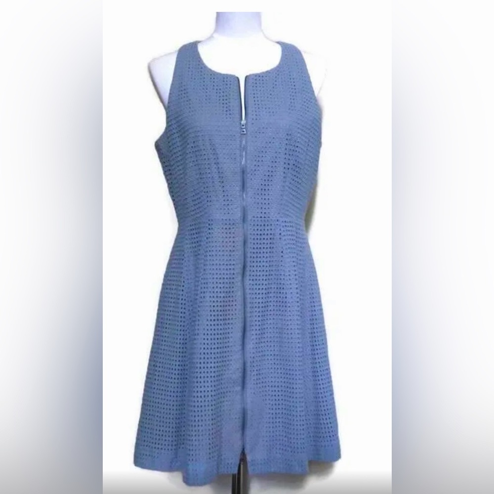 BCBGMaxazria Guilianna Tulip Dress. Color light blue. Size 4.